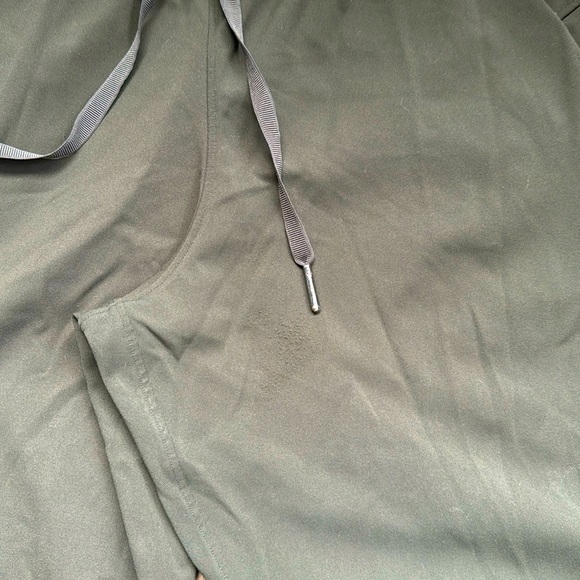 Lululemon On The Fly 7/8 Pants Dark Olive Size 4 - Picture 7 of 7